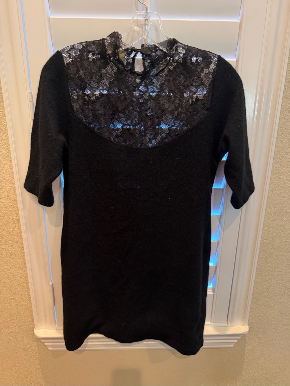 Black Lace Yoke Short Sleeve Dress - size M